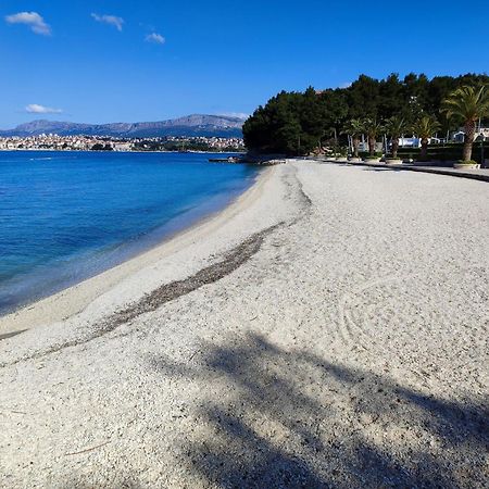 Premium Apartments - Lavica Beach Podstrana Bagian luar foto