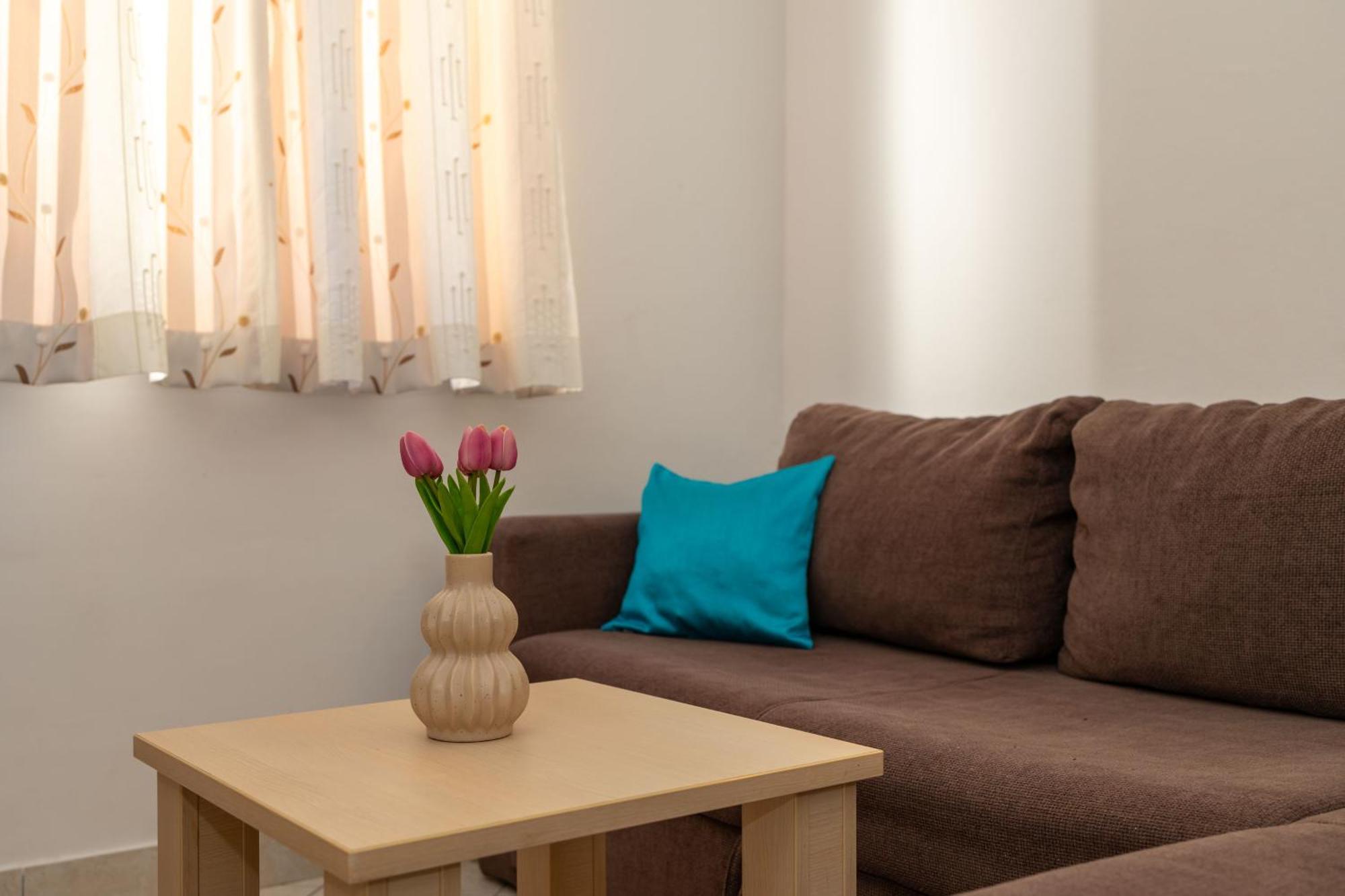 Premium Apartments - Lavica Beach Podstrana Bagian luar foto