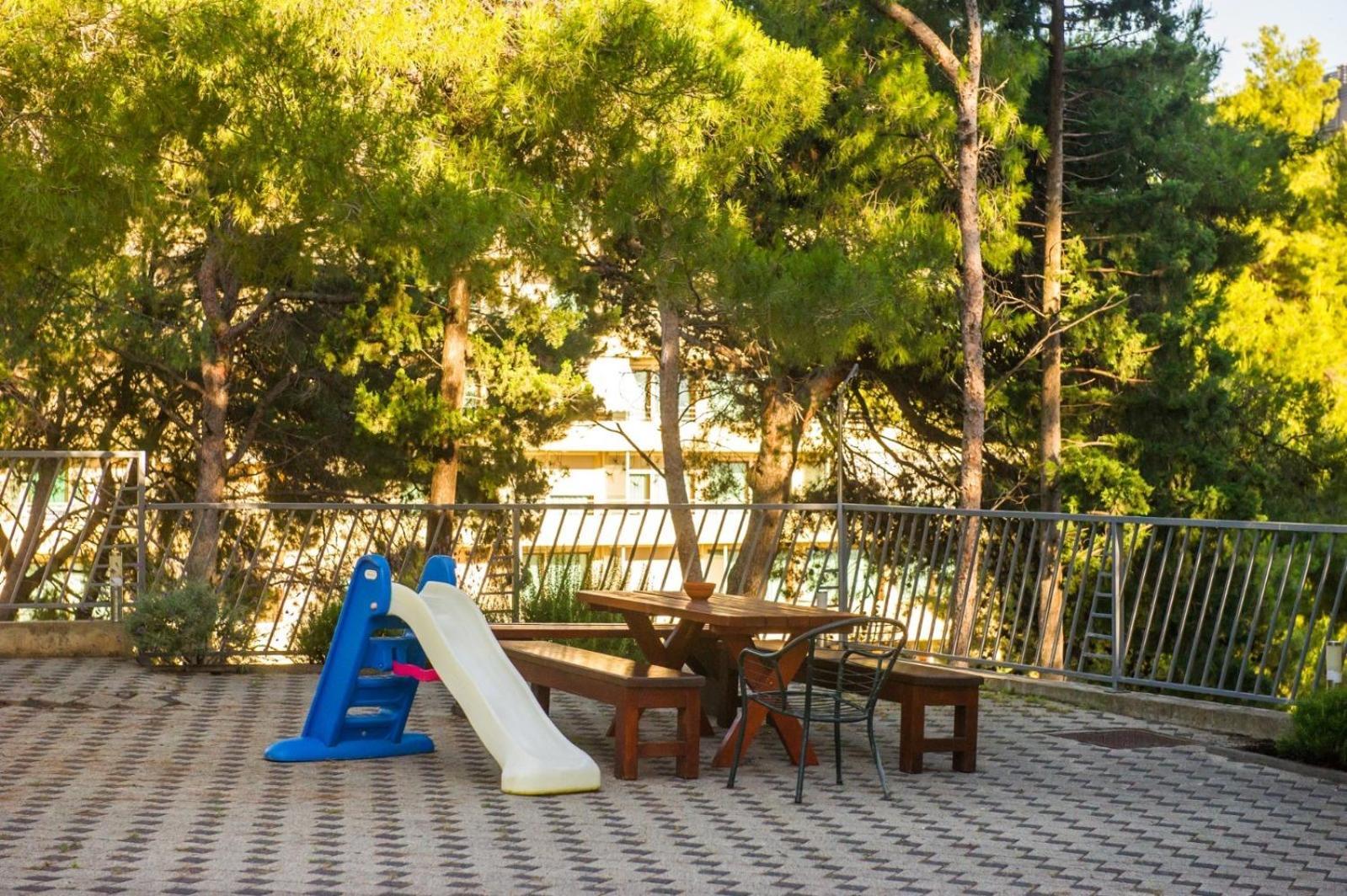 Premium Apartments - Lavica Beach Podstrana Bagian luar foto