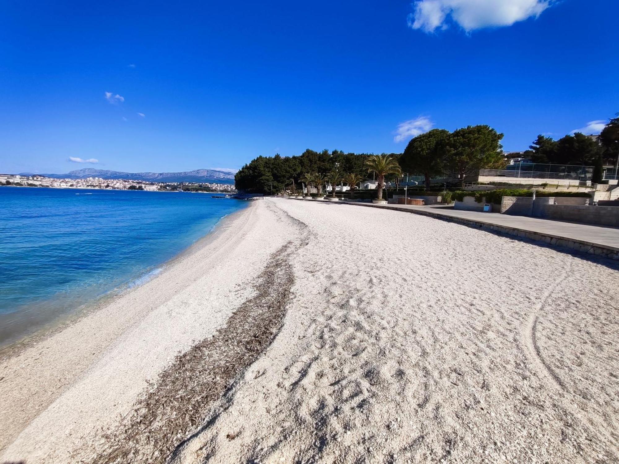 Premium Apartments - Lavica Beach Podstrana Bagian luar foto